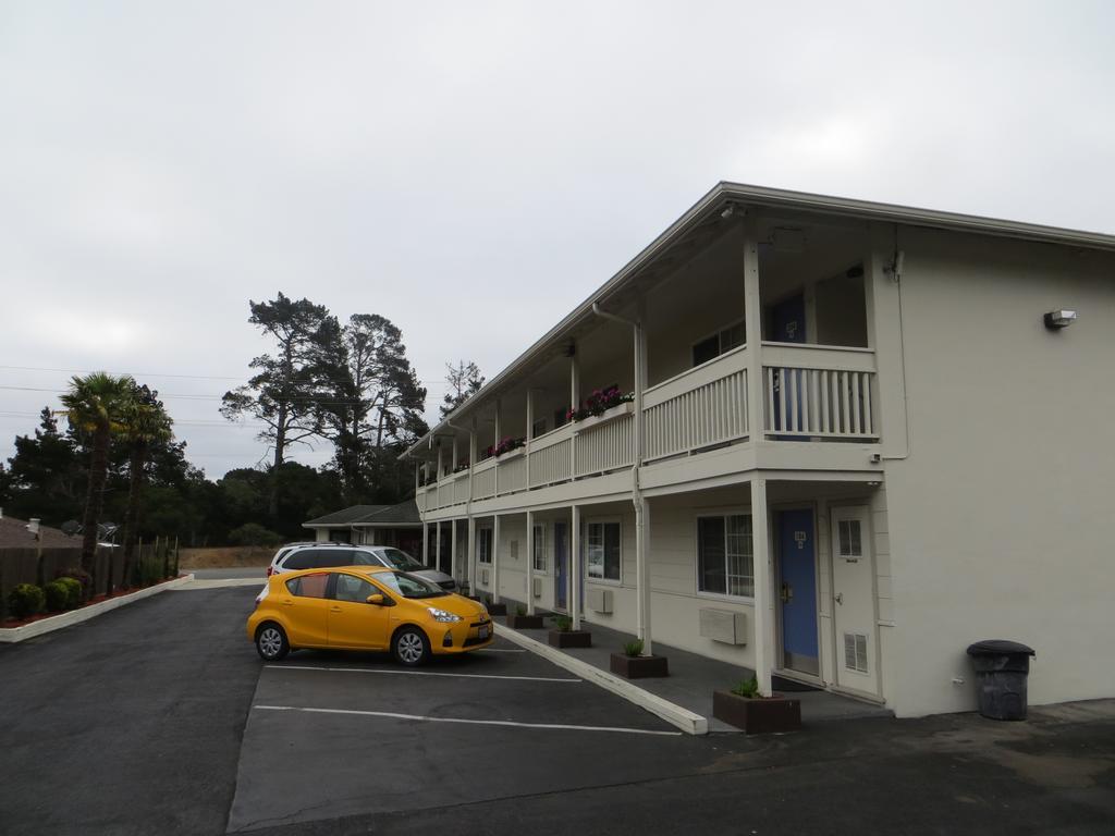 Fisherman'S Cove Inn Monterey Exterior photo